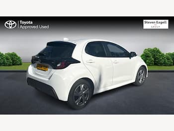 Used Toyota Yaris 2024 for sale - 79847769: Photo