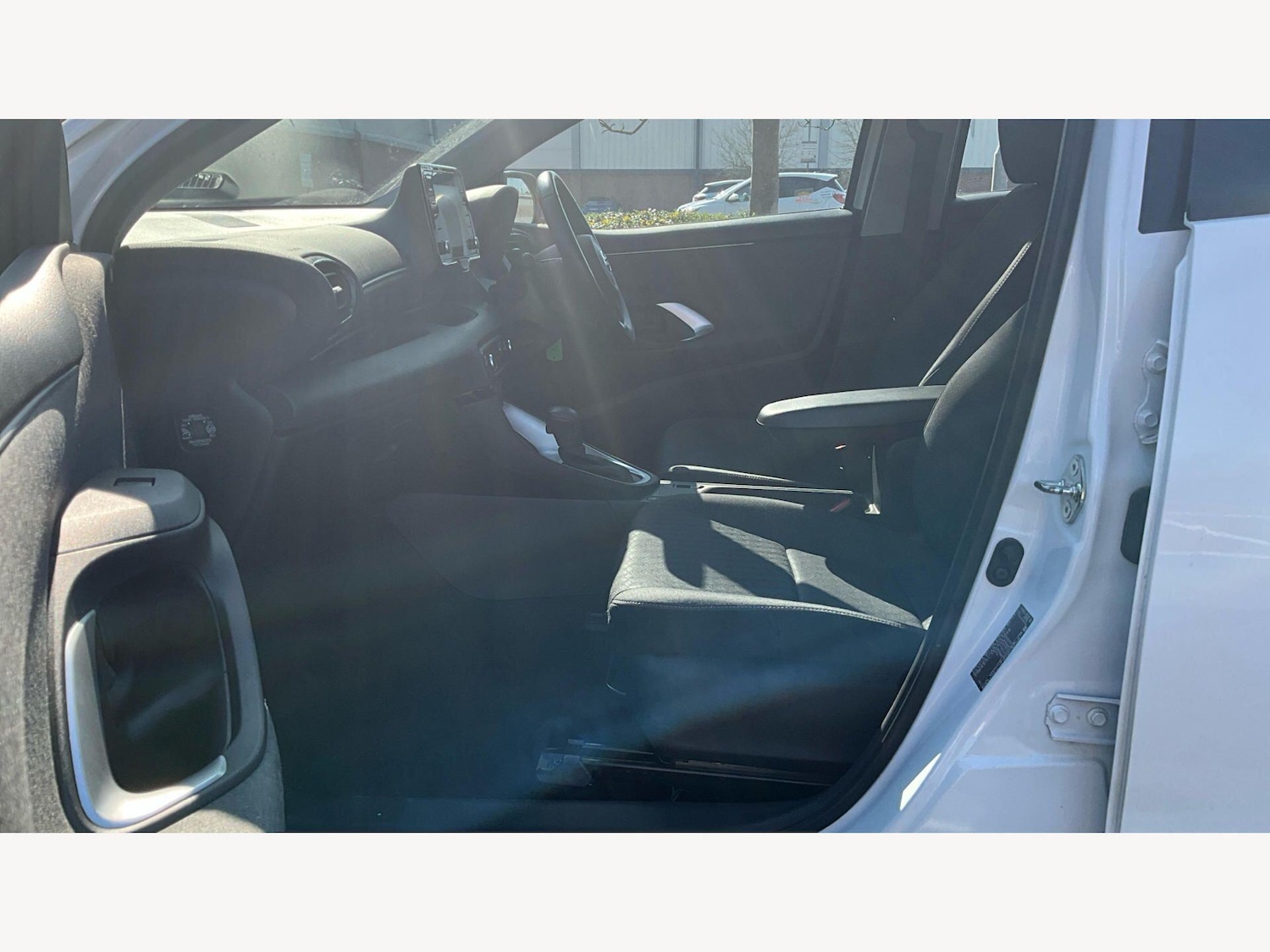 Used Toyota Yaris 2022 for sale - 78185442: Photo 12