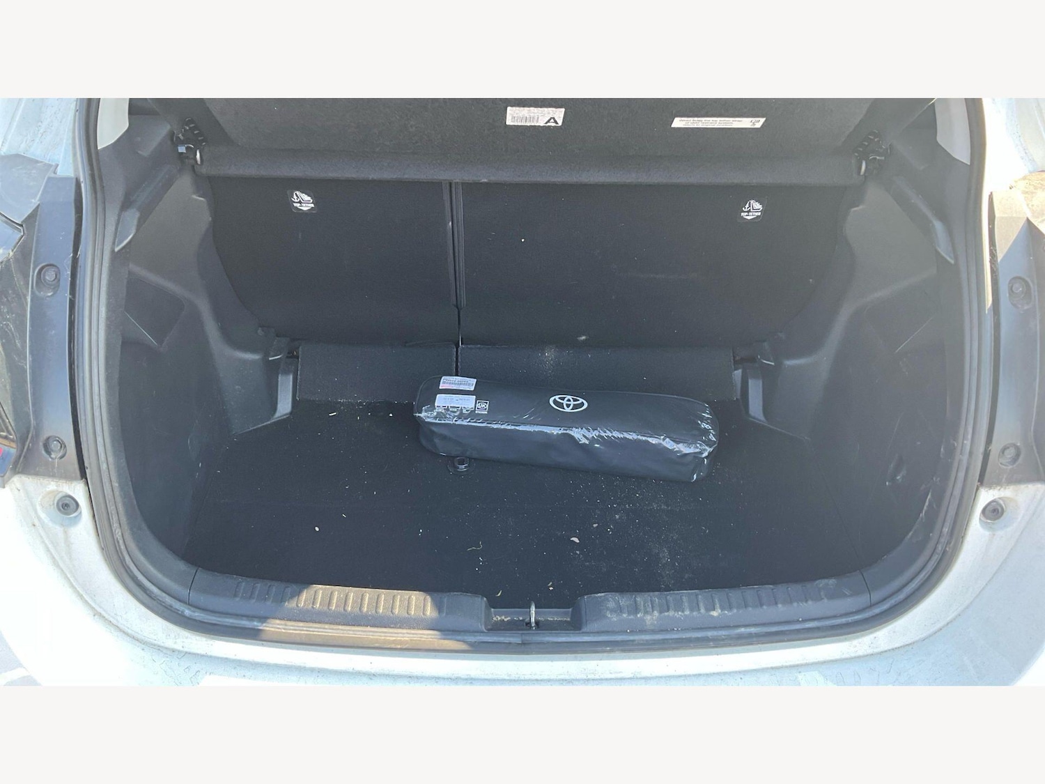 Used Toyota Yaris 2022 for sale - 78185442: Photo 16