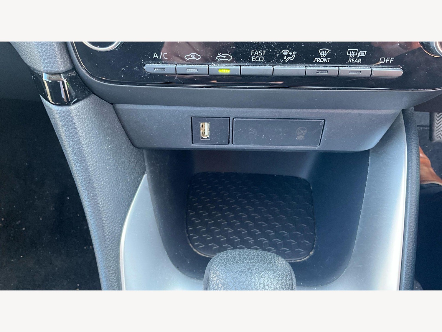 Used Toyota Yaris 2022 for sale - 78185442: Photo 30