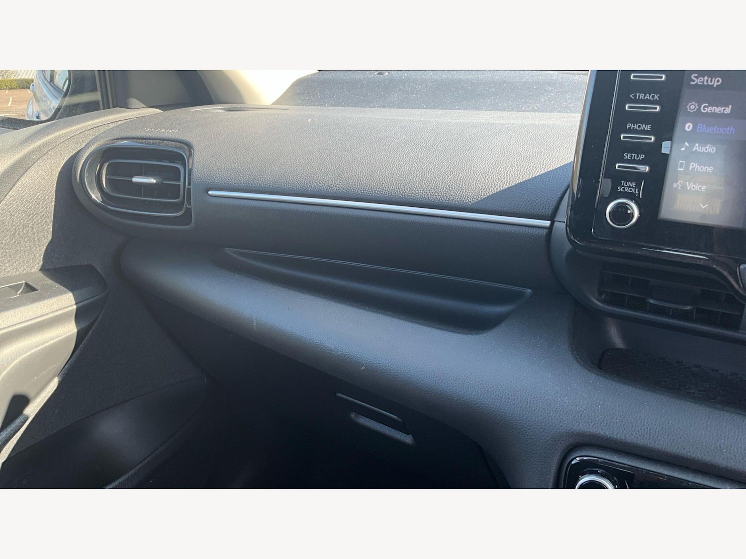 Used Toyota Yaris 2022 for sale - 78185442: Photo 35