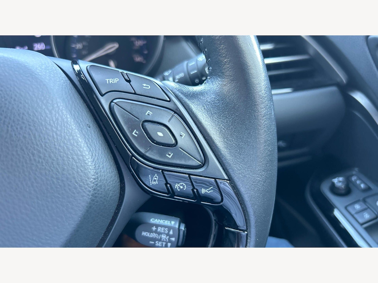 Used Toyota C-HR 2021 for sale - 78205227: Photo 31