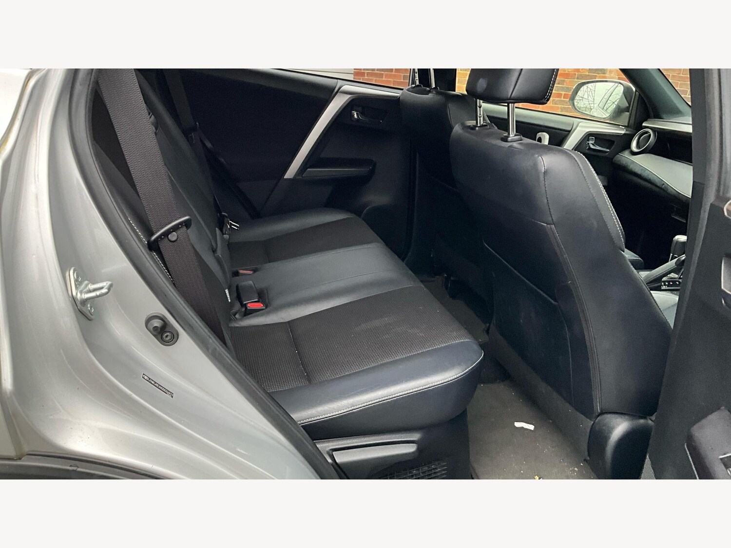 Used Toyota RAV4 2016 for sale - 77484414: Photo 14