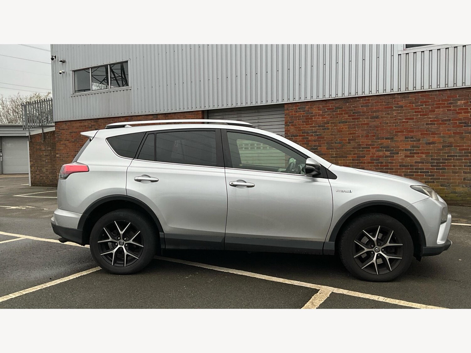 Used Toyota RAV4 2016 for sale - 77484414: Photo 18