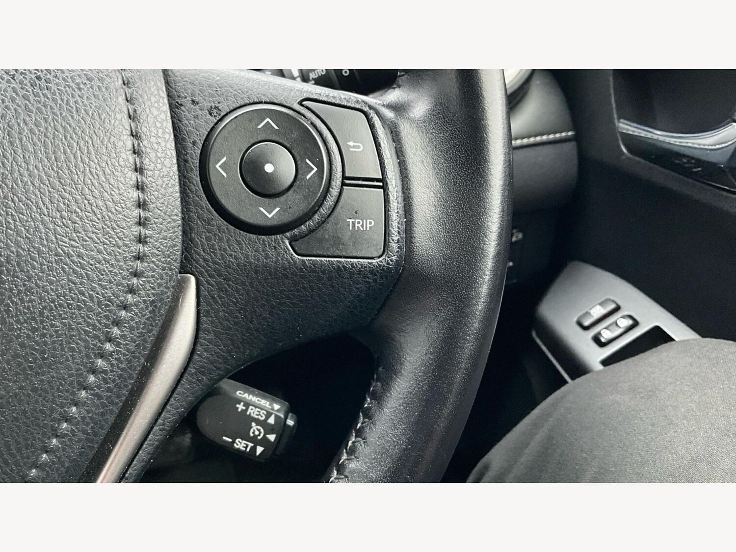 Used Toyota RAV4 2016 for sale - 77484414: Photo 26