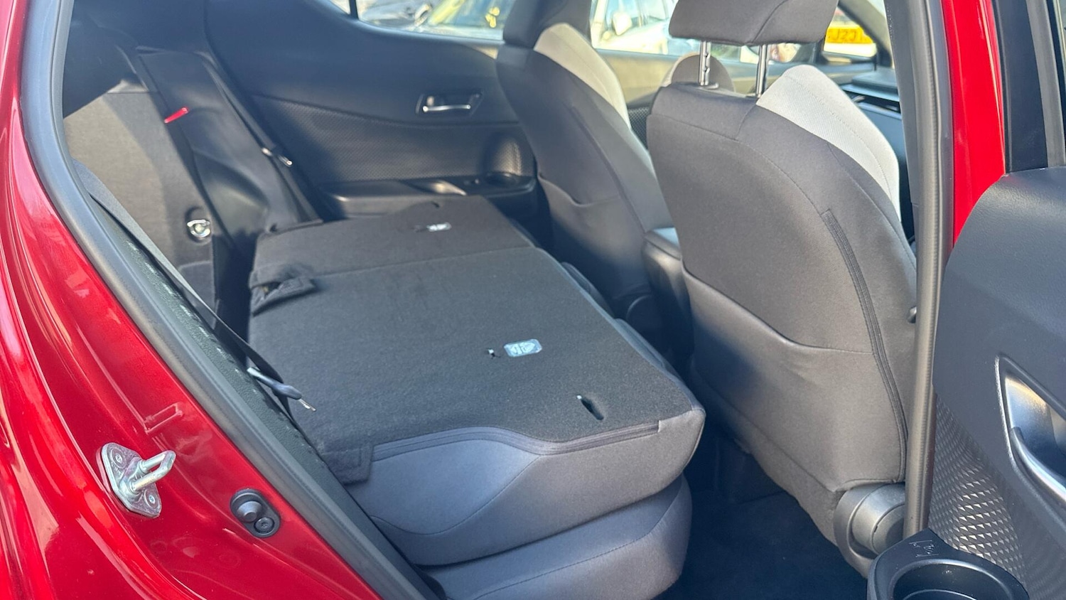 Used Toyota C-HR 2022 for sale - 77109907: Photo 61