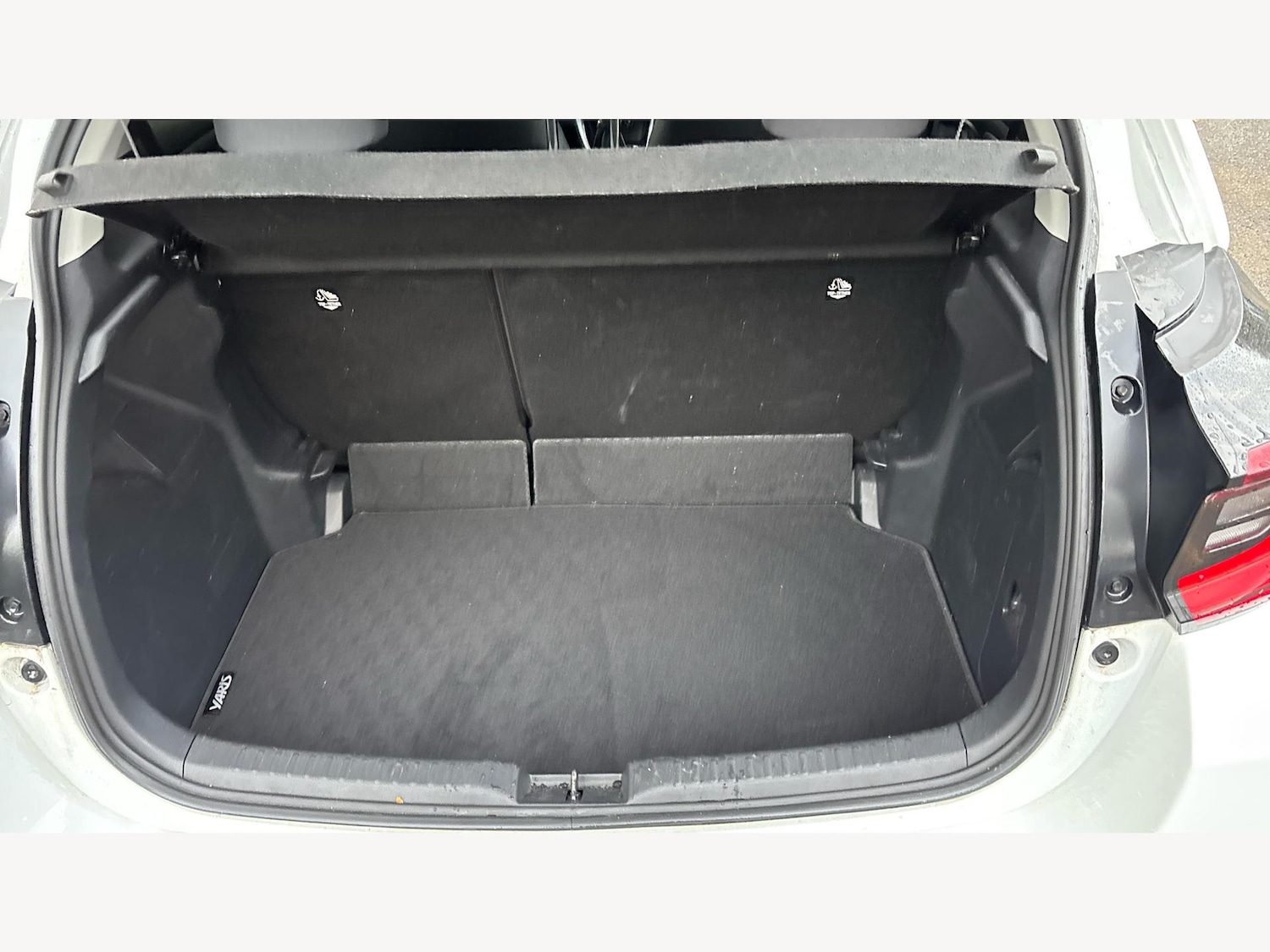 Used Toyota Yaris 2024 for sale - 76561182: Photo 16