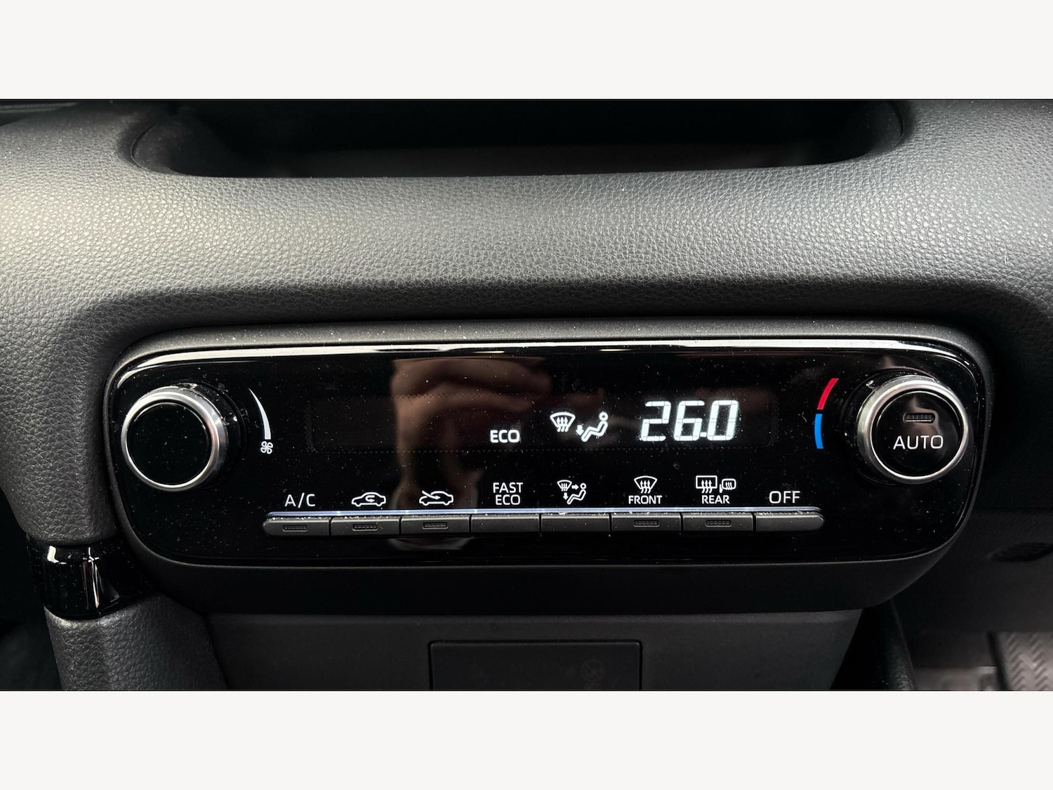 Used Toyota Yaris 2024 for sale - 76561182: Photo 25