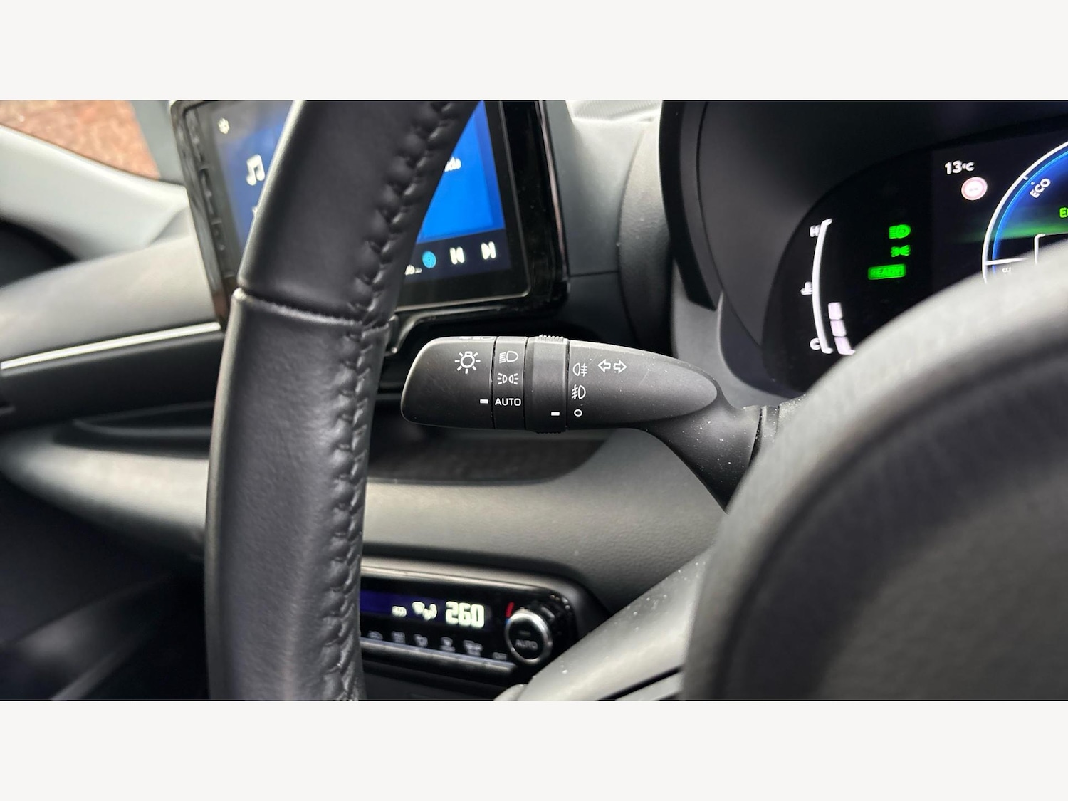 Used Toyota Yaris 2024 for sale - 76561182: Photo 29