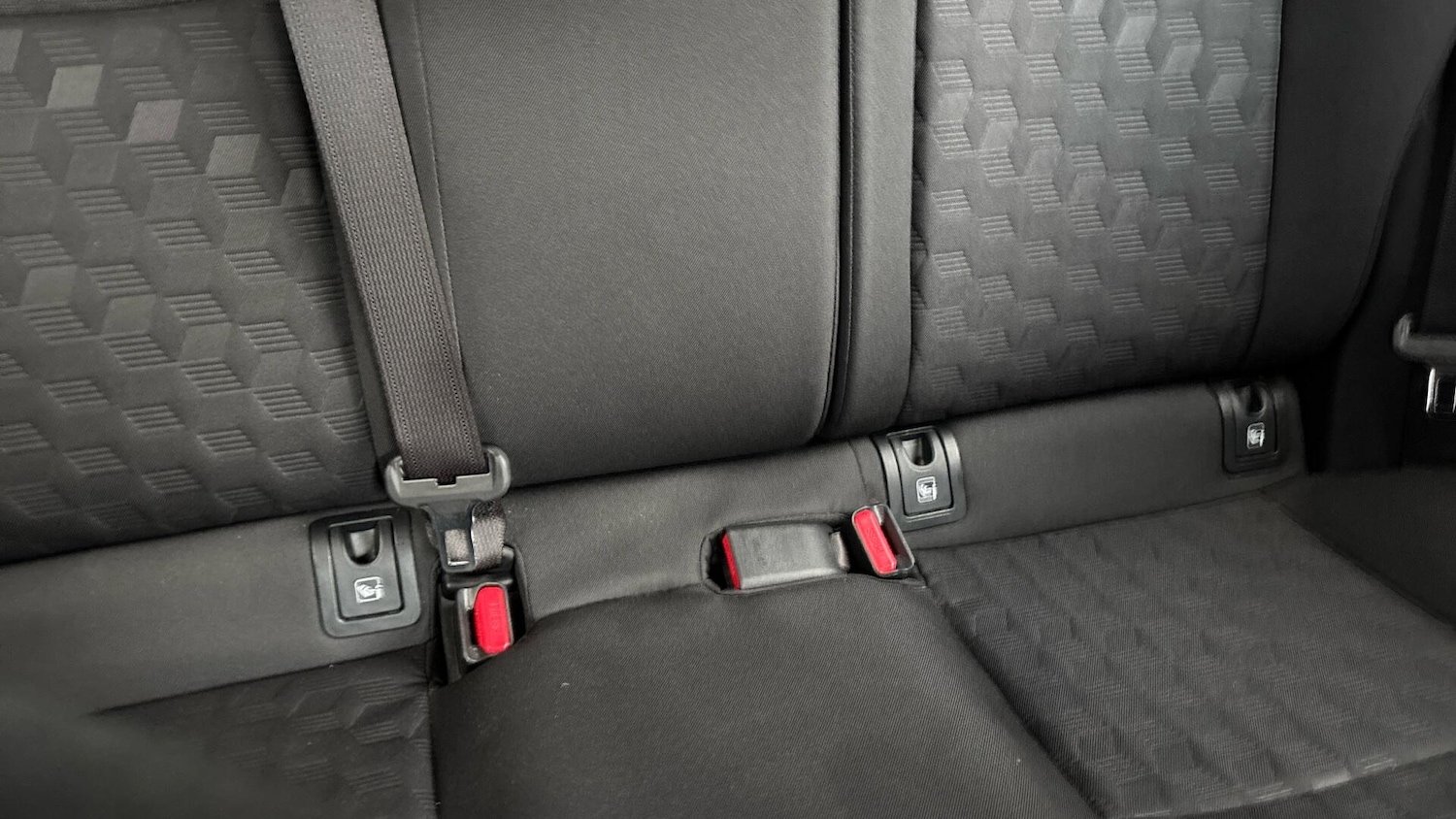 Used Toyota Yaris 2024 for sale - 76561182: Photo 40