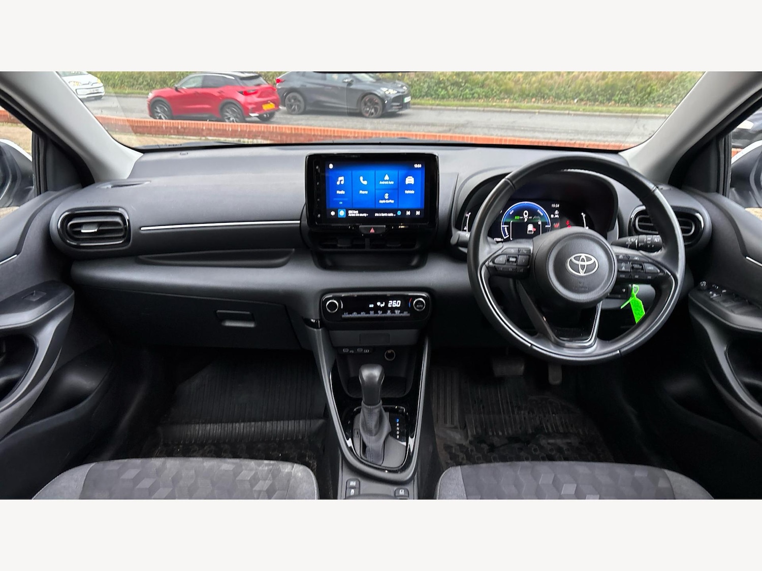 Used Toyota Yaris 2024 for sale - 76561182: Photo 7