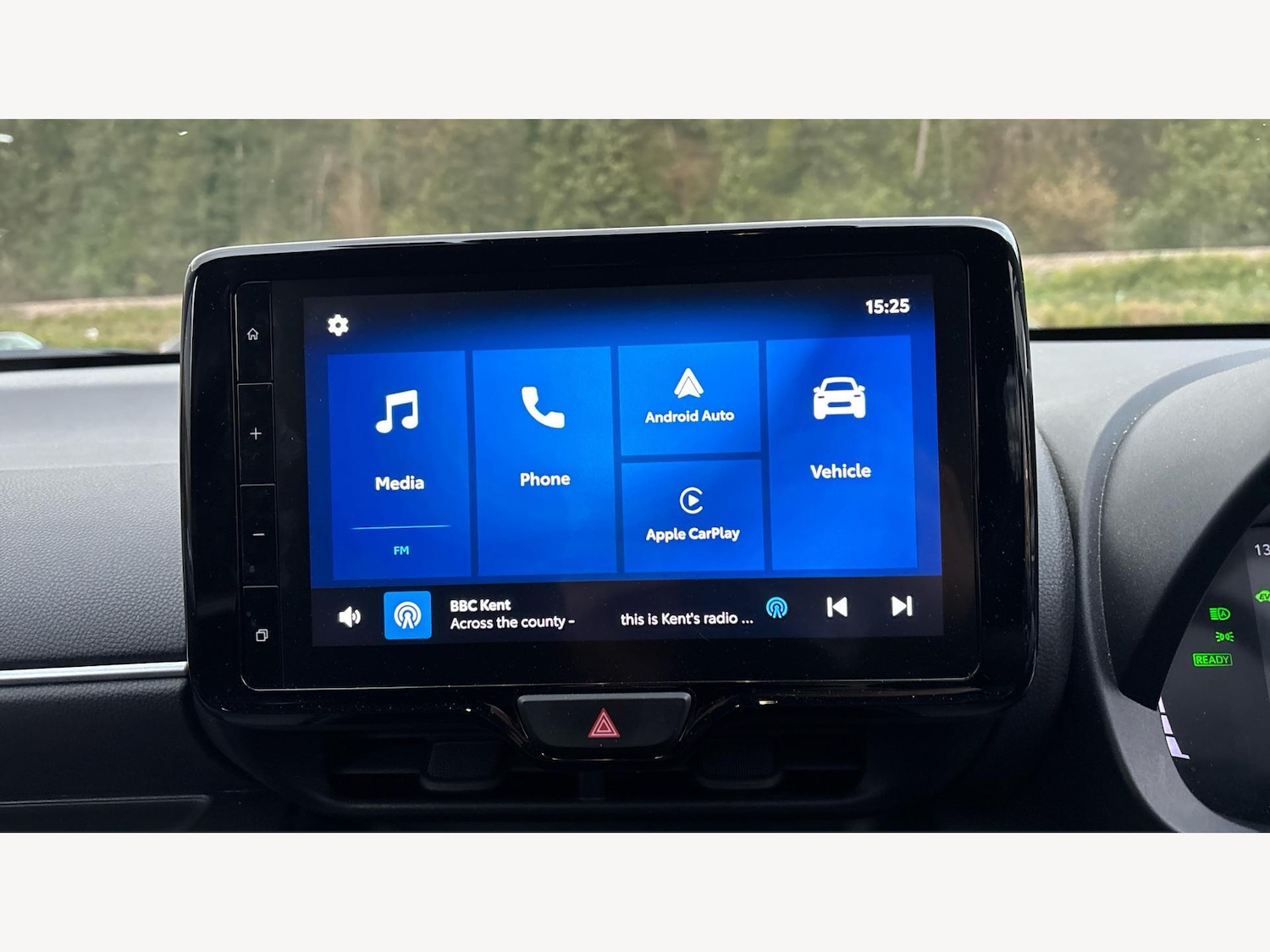 Used Toyota Yaris 2024 for sale - 76561182: Photo 9