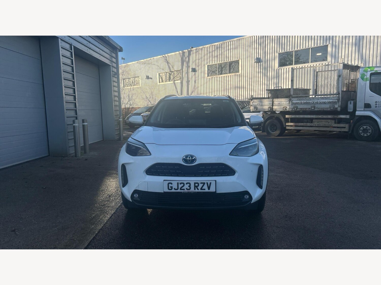 Used Toyota Yaris Cross 2023 for sale - 77254679: Photo 17