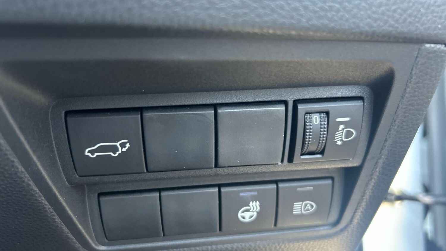 Used Toyota Yaris Cross 2023 for sale - 77254679: Photo 35