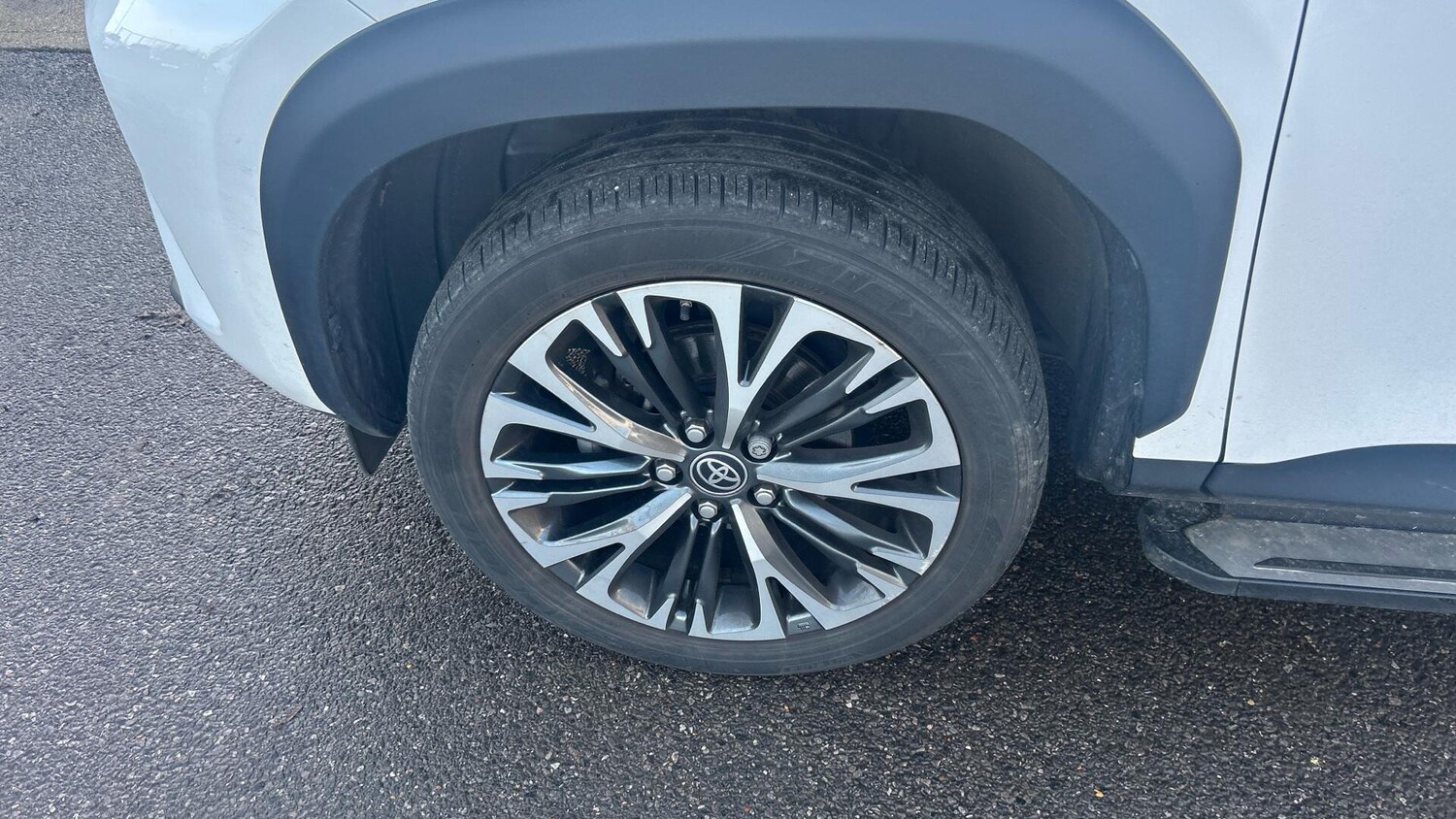 Used Toyota Yaris Cross 2023 for sale - 77254679: Photo 48