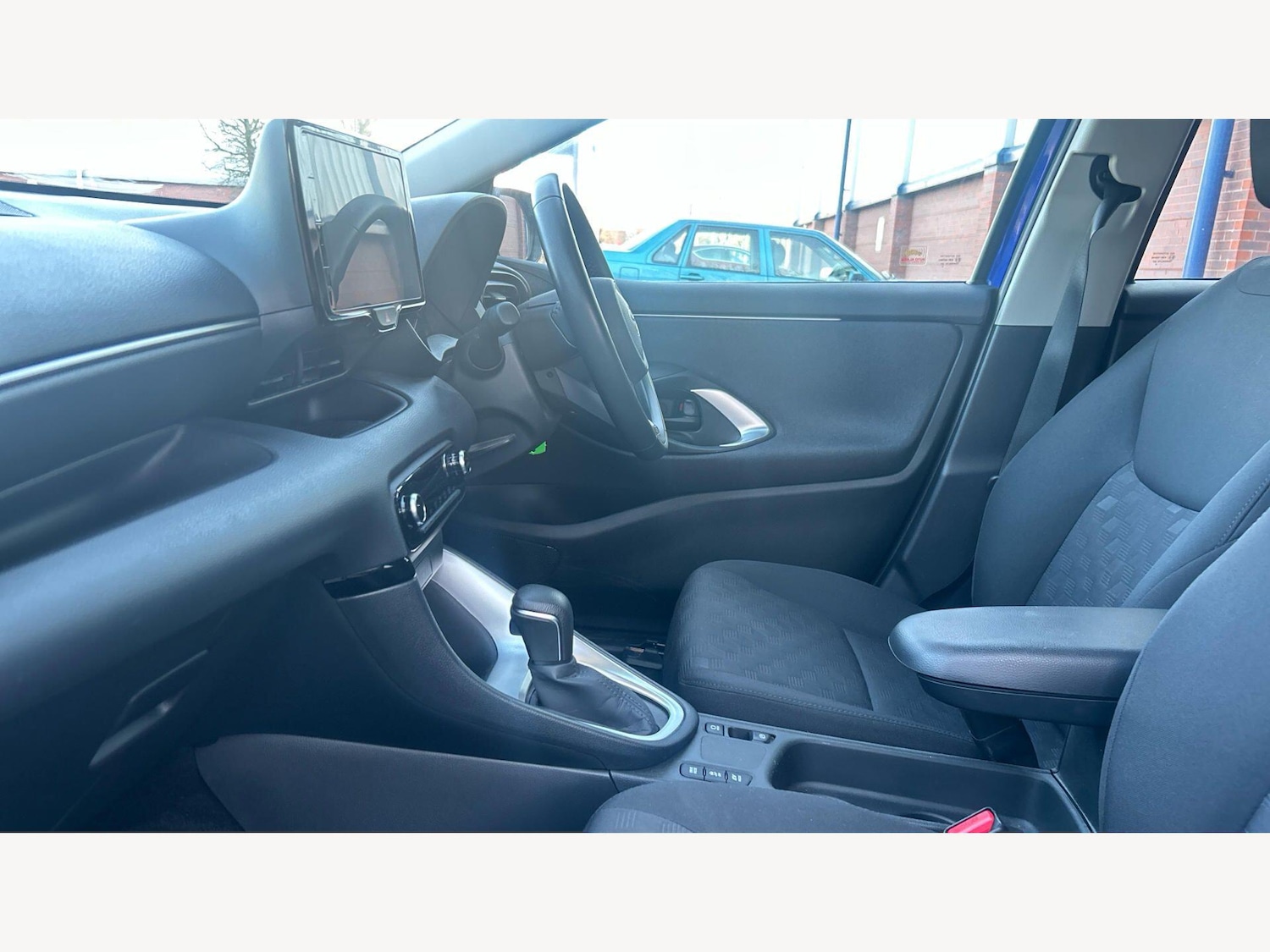 Used Toyota Yaris 2024 for sale - 78071956: Photo 12