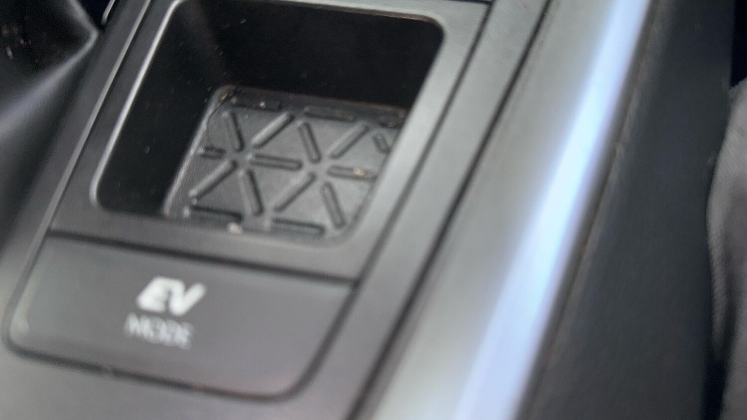 Used Toyota RAV4 2022 for sale - 76561715: Photo 33