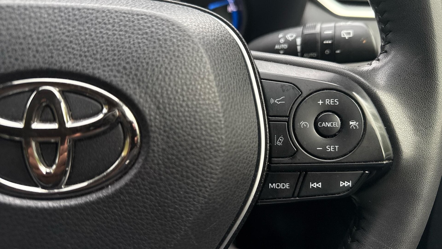 Used Toyota RAV4 2022 for sale - 76561715: Photo 40