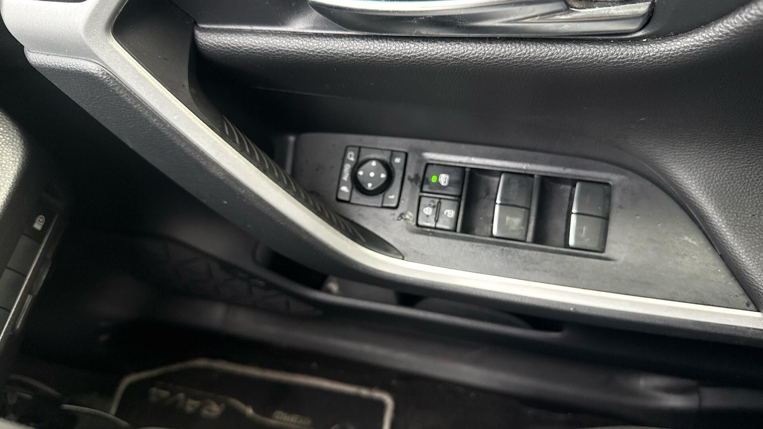 Used Toyota RAV4 2022 for sale - 76561715: Photo 41