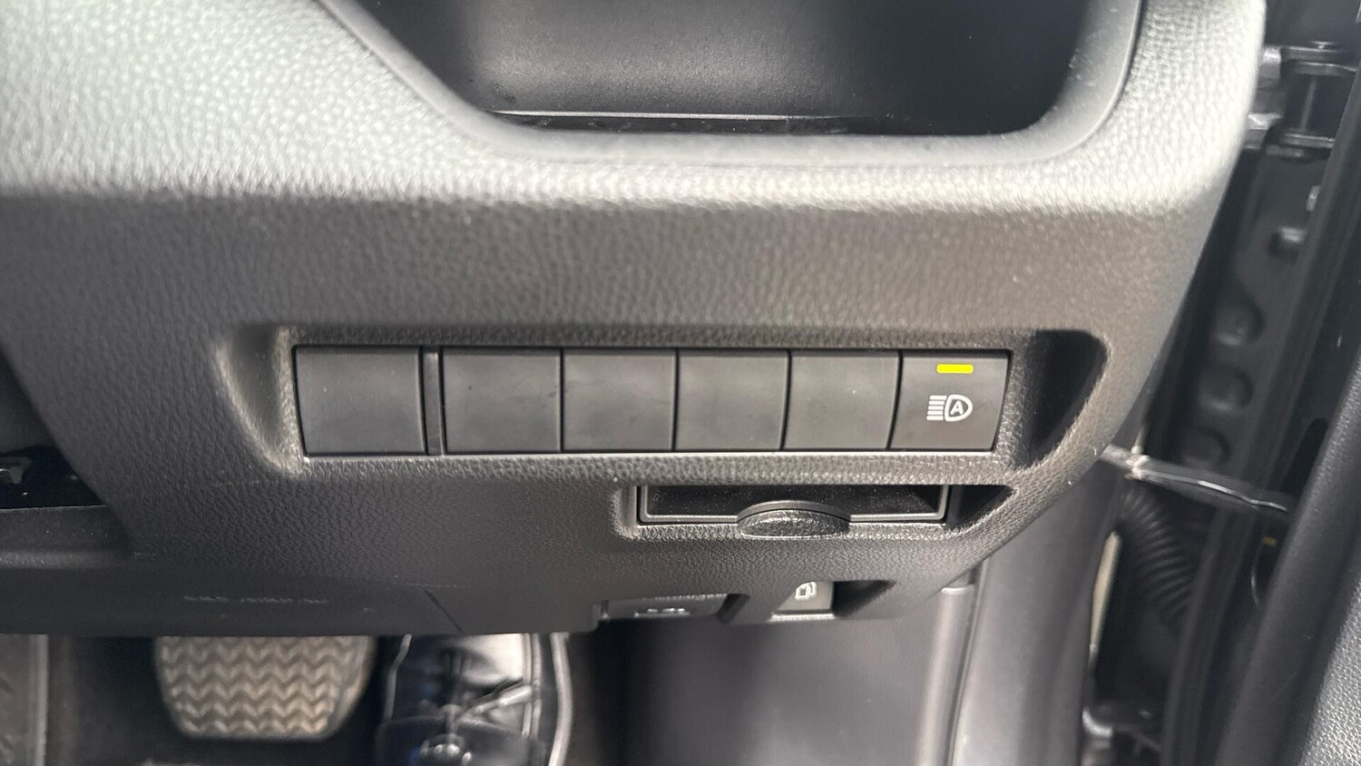 Used Toyota RAV4 2022 for sale - 76561715: Photo 42