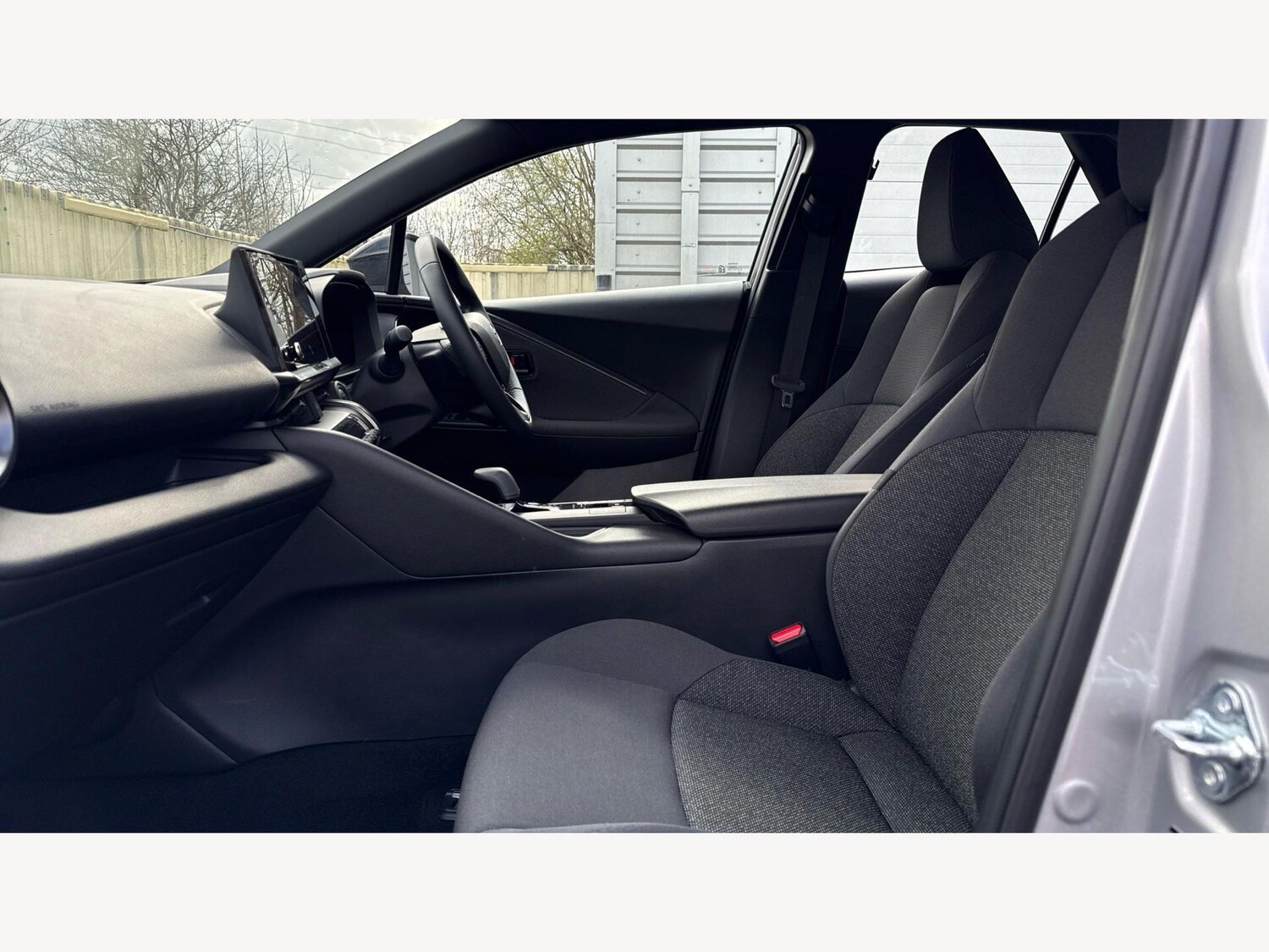 Used Toyota C-HR for sale - 77807671: Photo 12