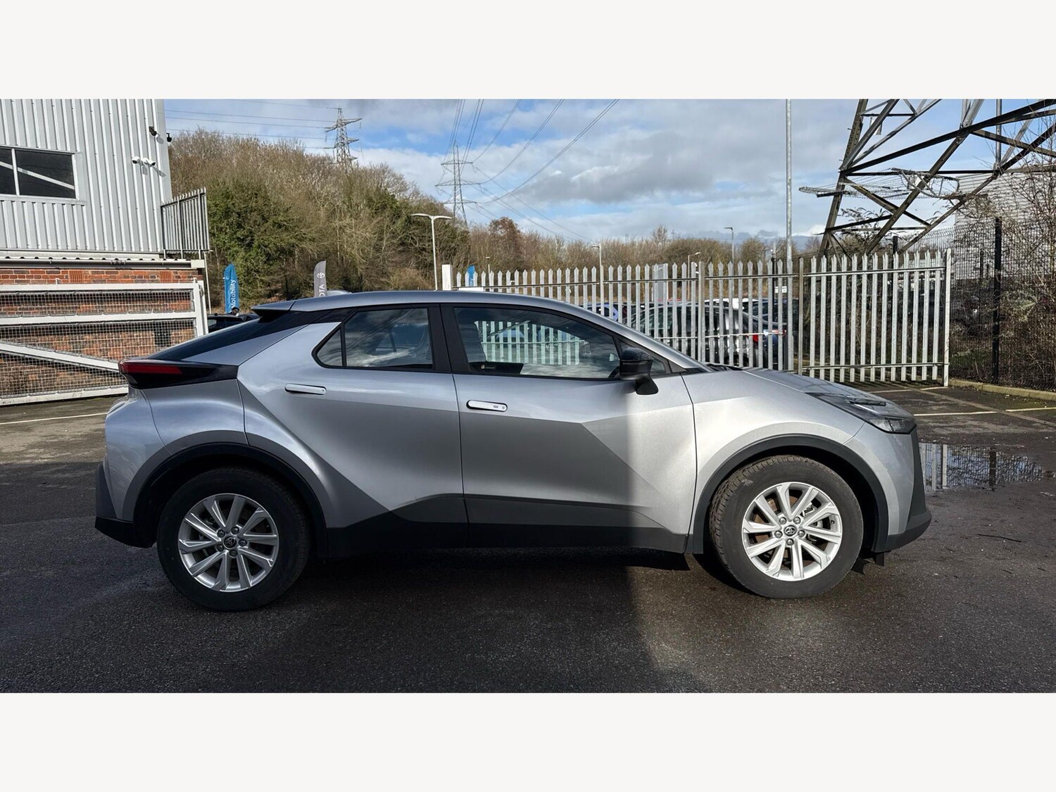 Used Toyota C-HR for sale - 77807671: Photo 18