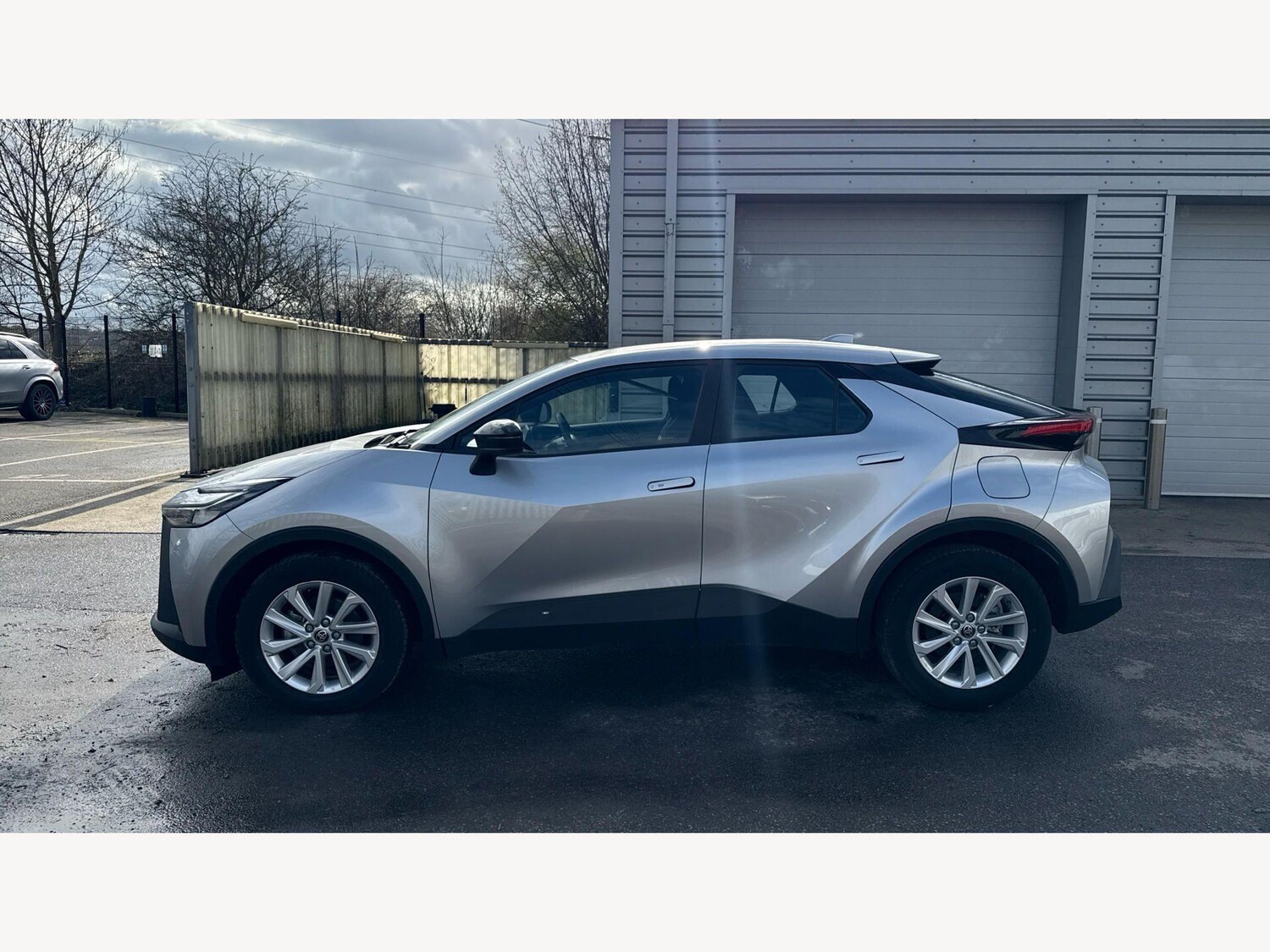 Used Toyota C-HR for sale - 77807671: Photo 19