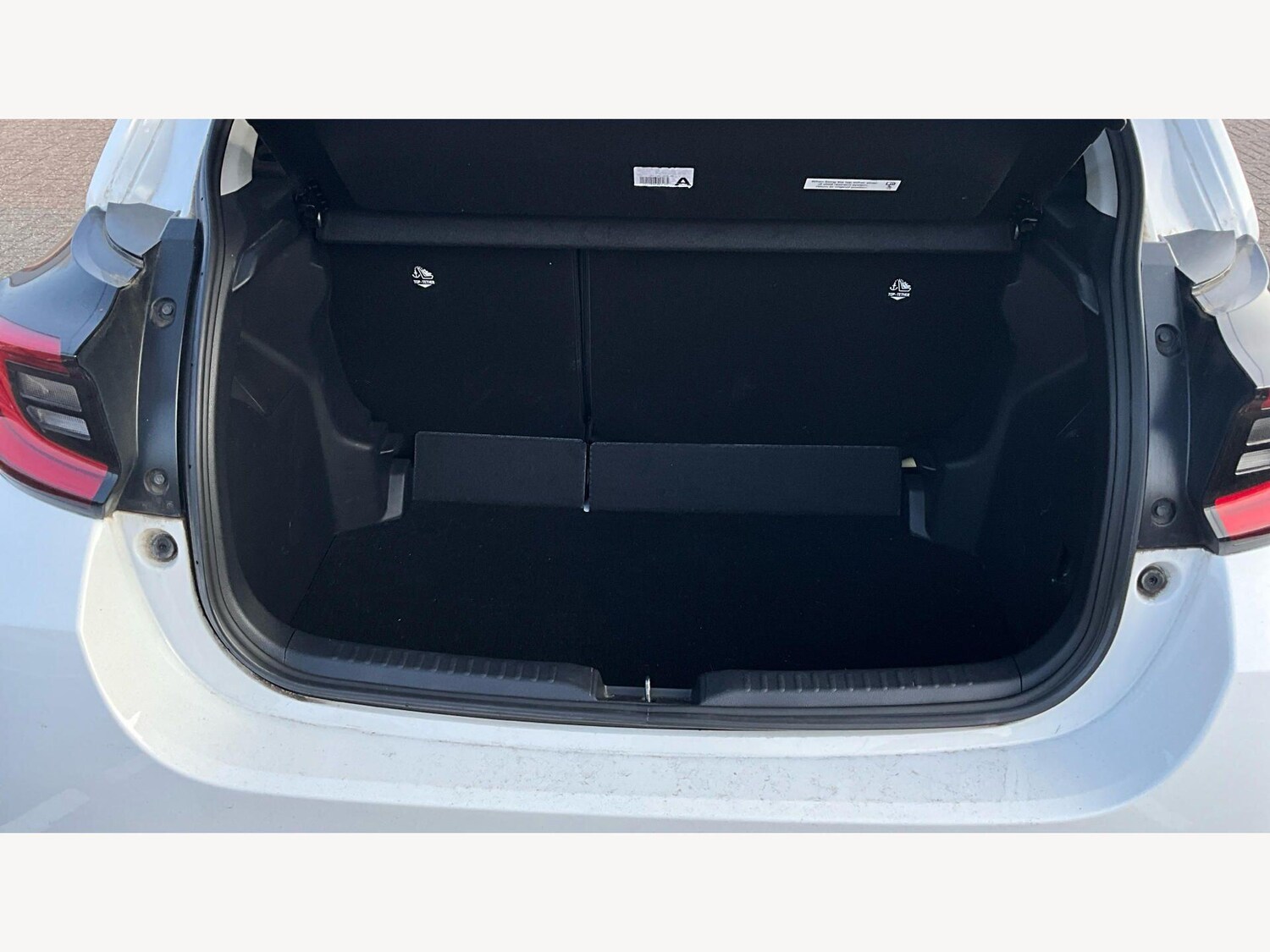 Used Toyota Yaris for sale - 77909771: Photo 16