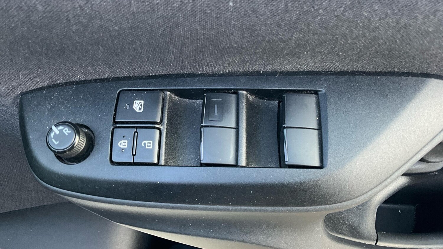 Used Toyota Yaris for sale - 77909771: Photo 36