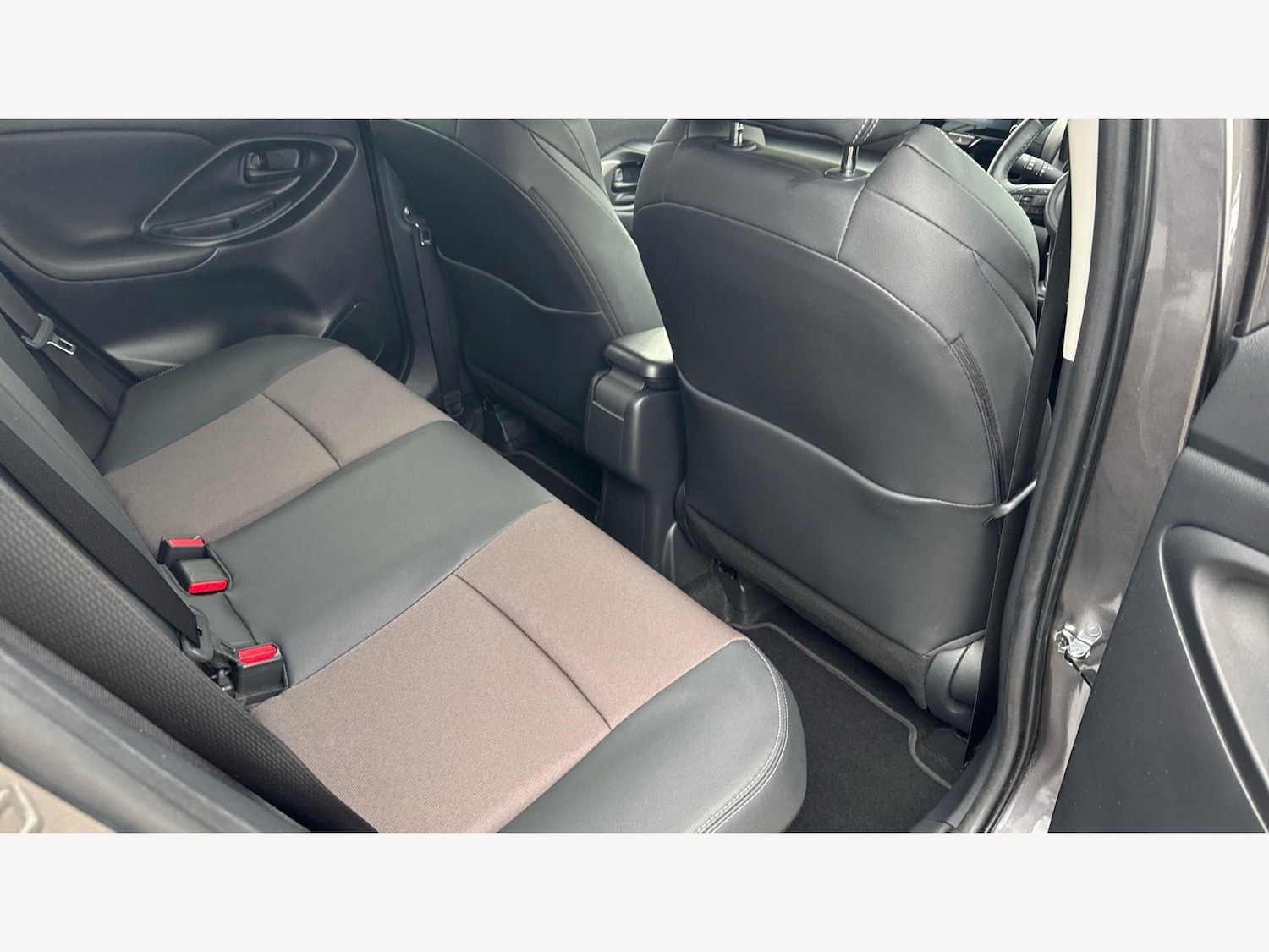 Used Toyota Yaris Cross 2023 for sale - 78072357: Photo 49