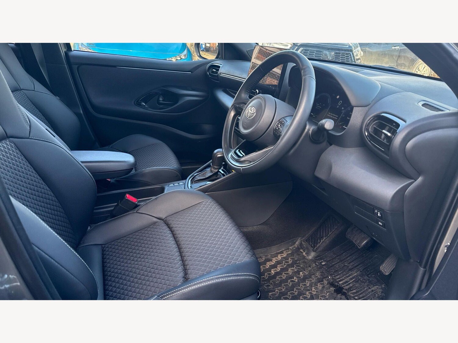 Used Toyota Yaris for sale - 77670593: Photo 13