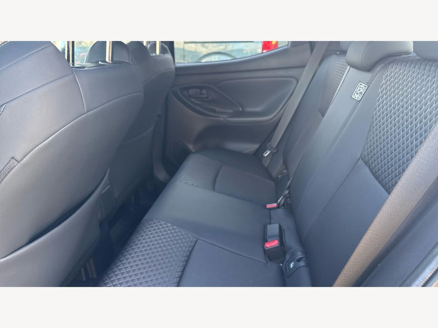 Used Toyota Yaris for sale - 77670593: Photo 15