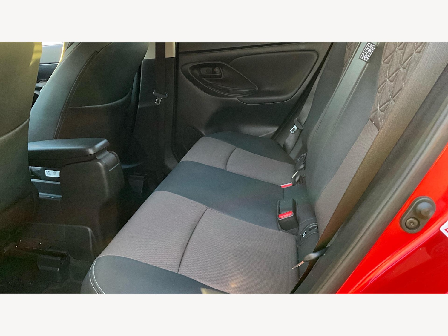 Used Toyota Yaris Cross 2024 for sale - 76432597: Photo 15