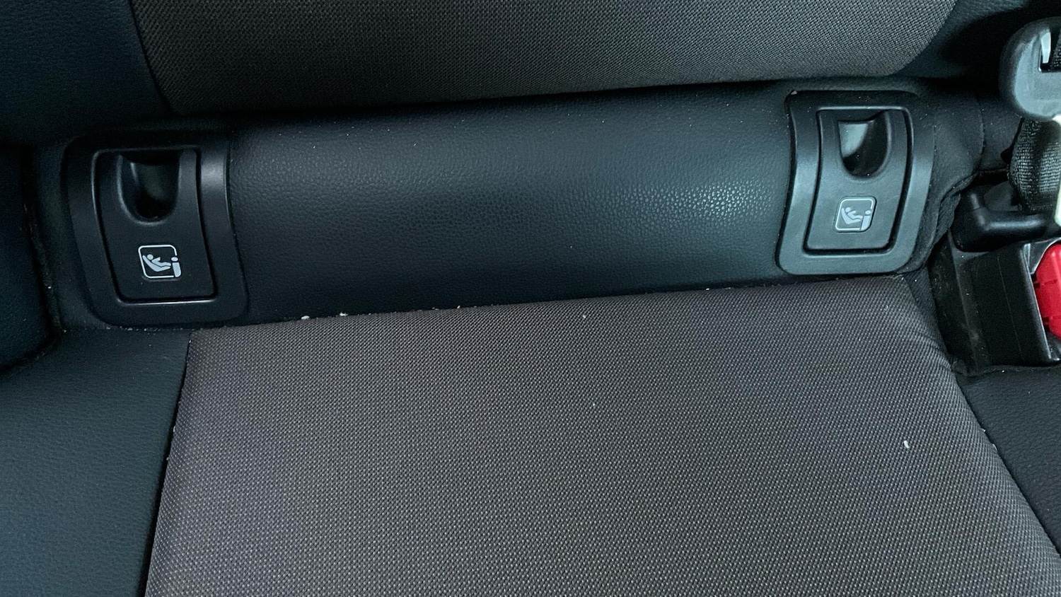 Used Toyota Yaris Cross 2024 for sale - 76432597: Photo 44