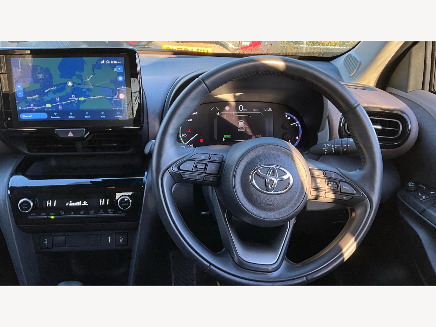 Used Toyota Yaris Cross 2024 for sale - 76432597: Photo 8