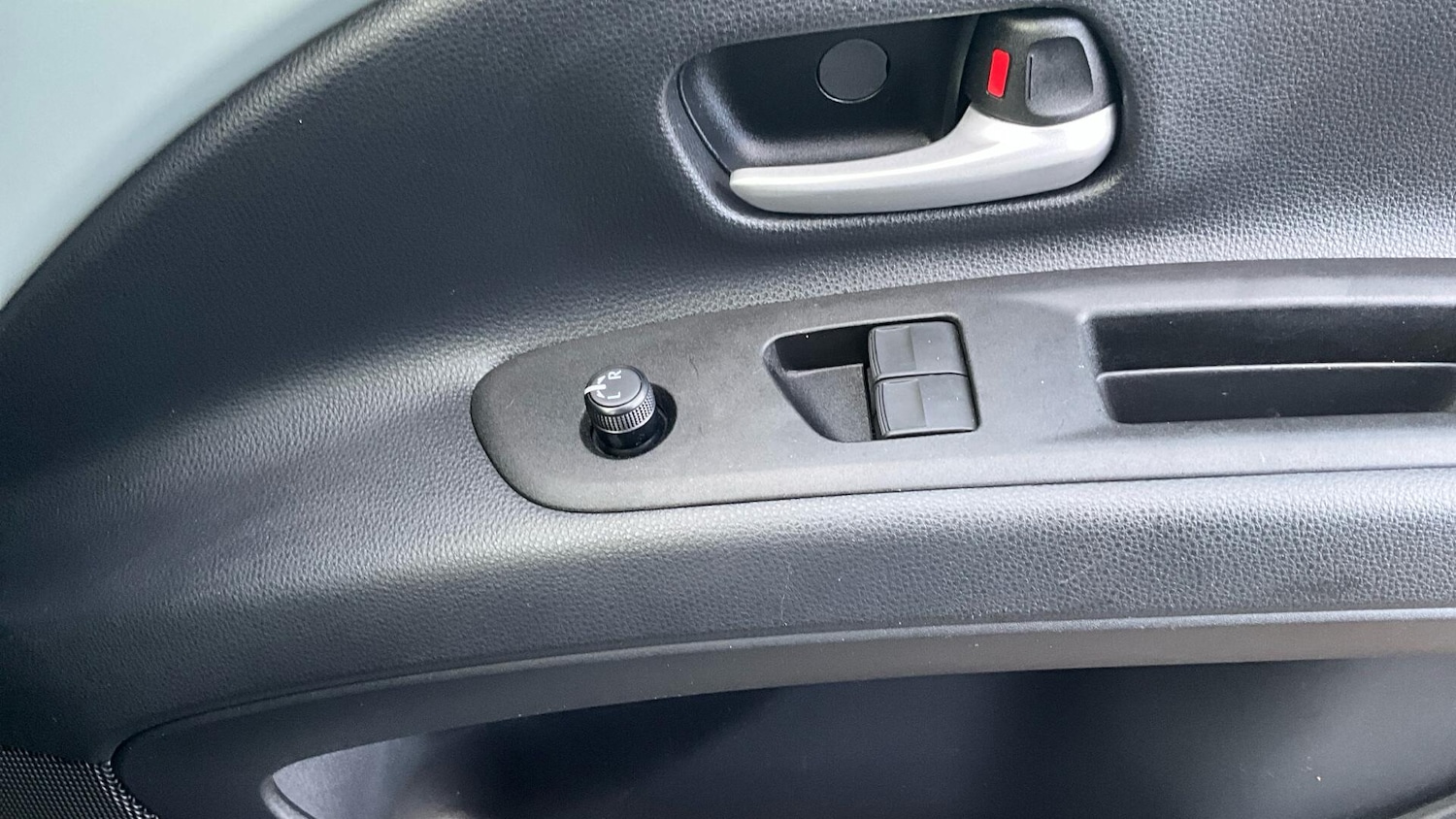 Used Toyota Aygo X 2024 for sale - 77163516: Photo 38