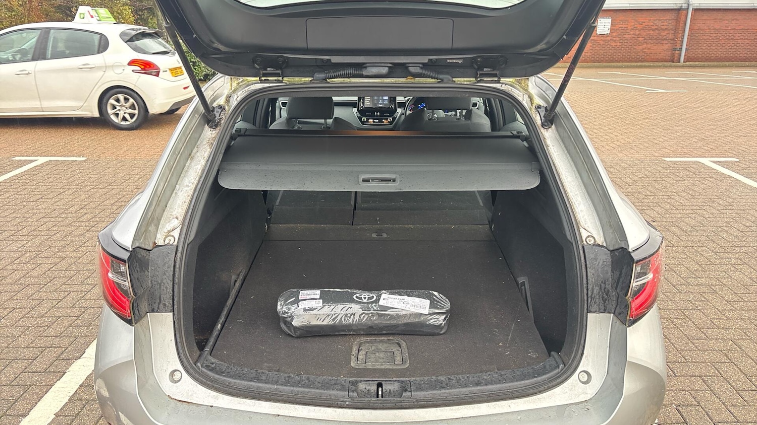 Used Toyota Corolla 2022 for sale - 76936601: Photo 48