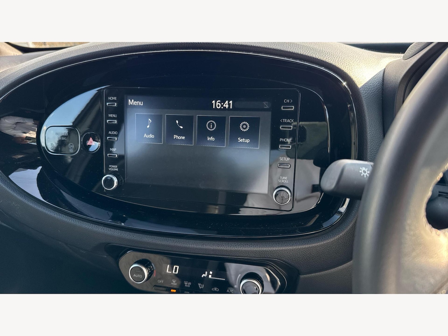 Vehicle 29