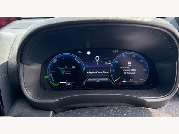 Used Toyota Yaris 2024 for sale - 75552472: Photo 11