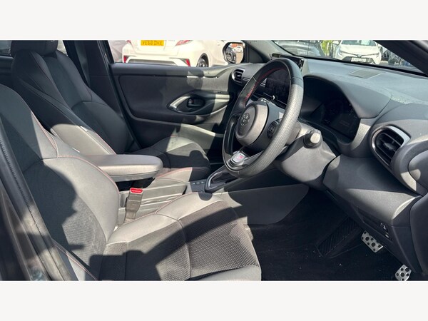 Used Toyota Yaris 2024 for sale - 75552472: Photo 13