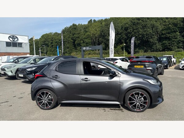 Used Toyota Yaris 2024 for sale - 75552472: Photo 18