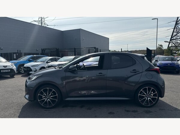 Used Toyota Yaris 2024 for sale - 75552472: Photo 19