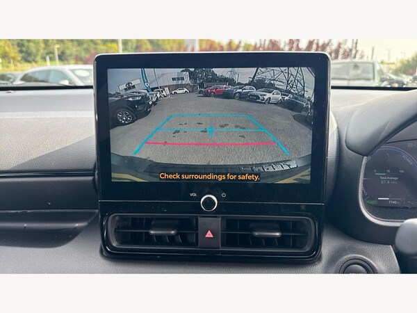 Used Toyota Yaris 2024 for sale - 75552472: Photo 27