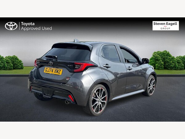 Used Toyota Yaris 2024 for sale - 75552472: Photo 2