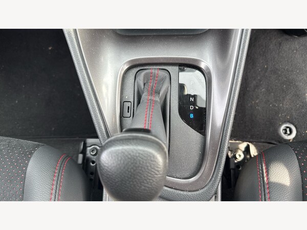 Used Toyota Yaris 2024 for sale - 75552472: Photo 37