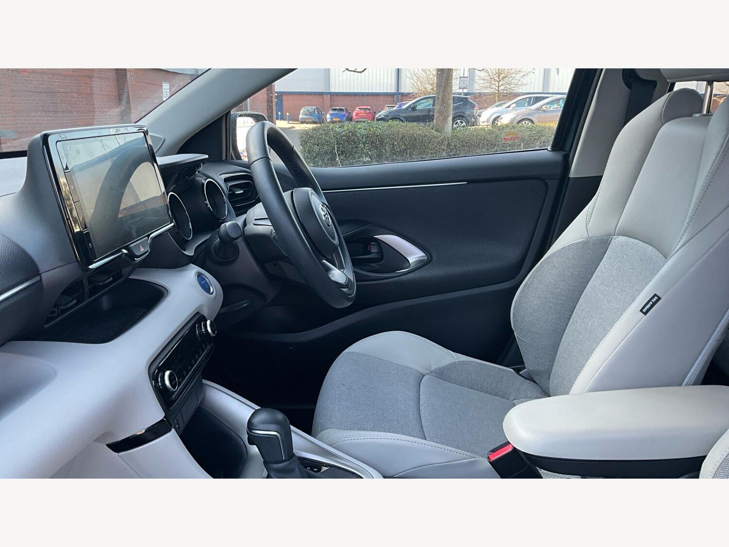 Used Toyota Yaris for sale - 77956995: Photo 12