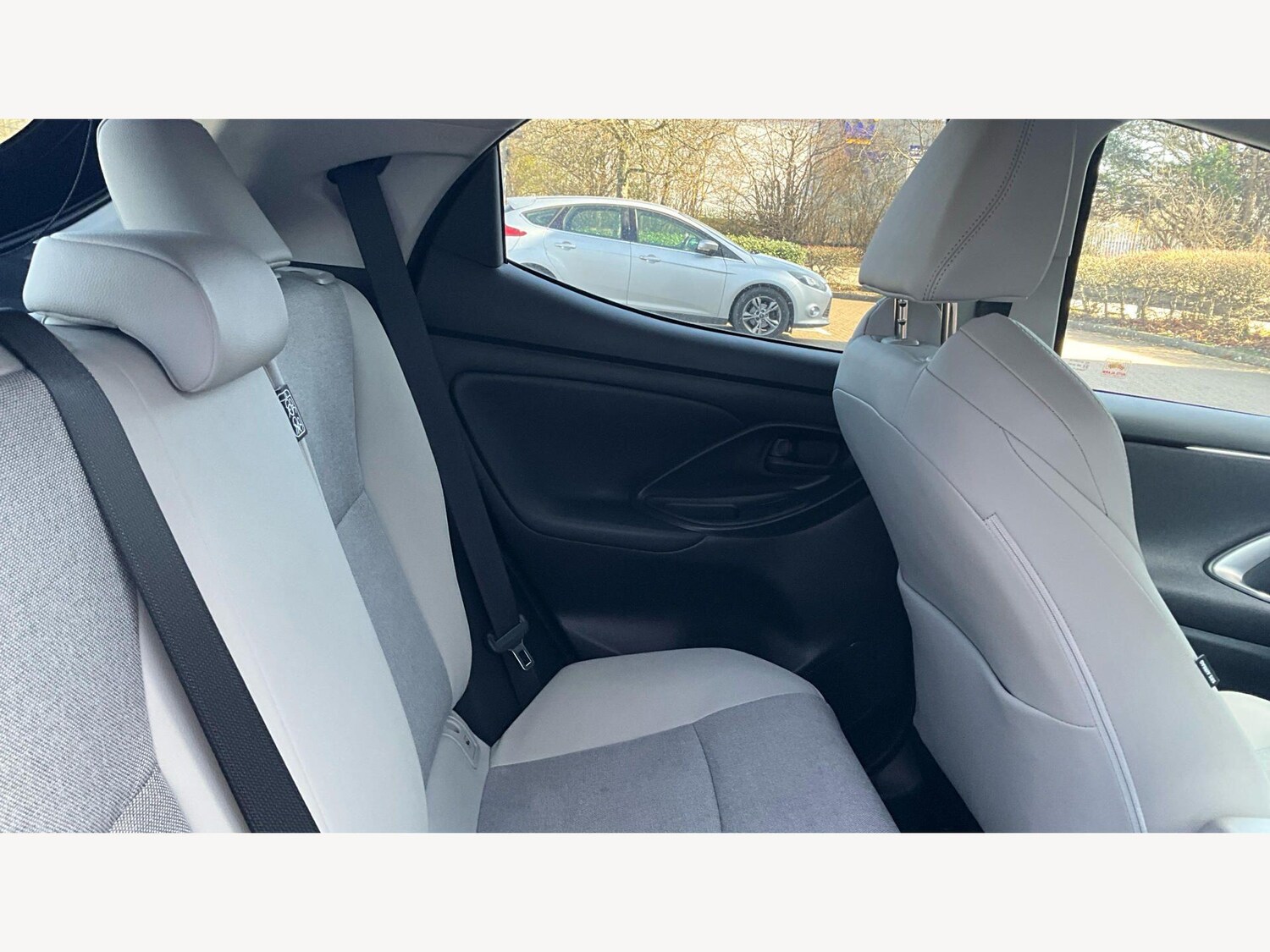 Used Toyota Yaris for sale - 77956995: Photo 14