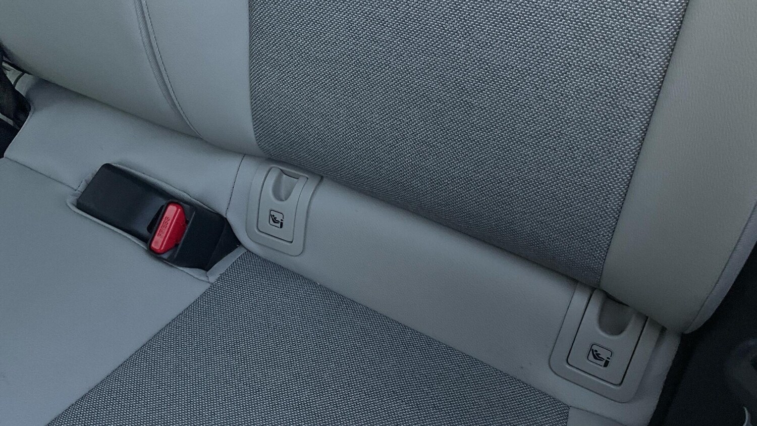 Used Toyota Yaris for sale - 77956995: Photo 33