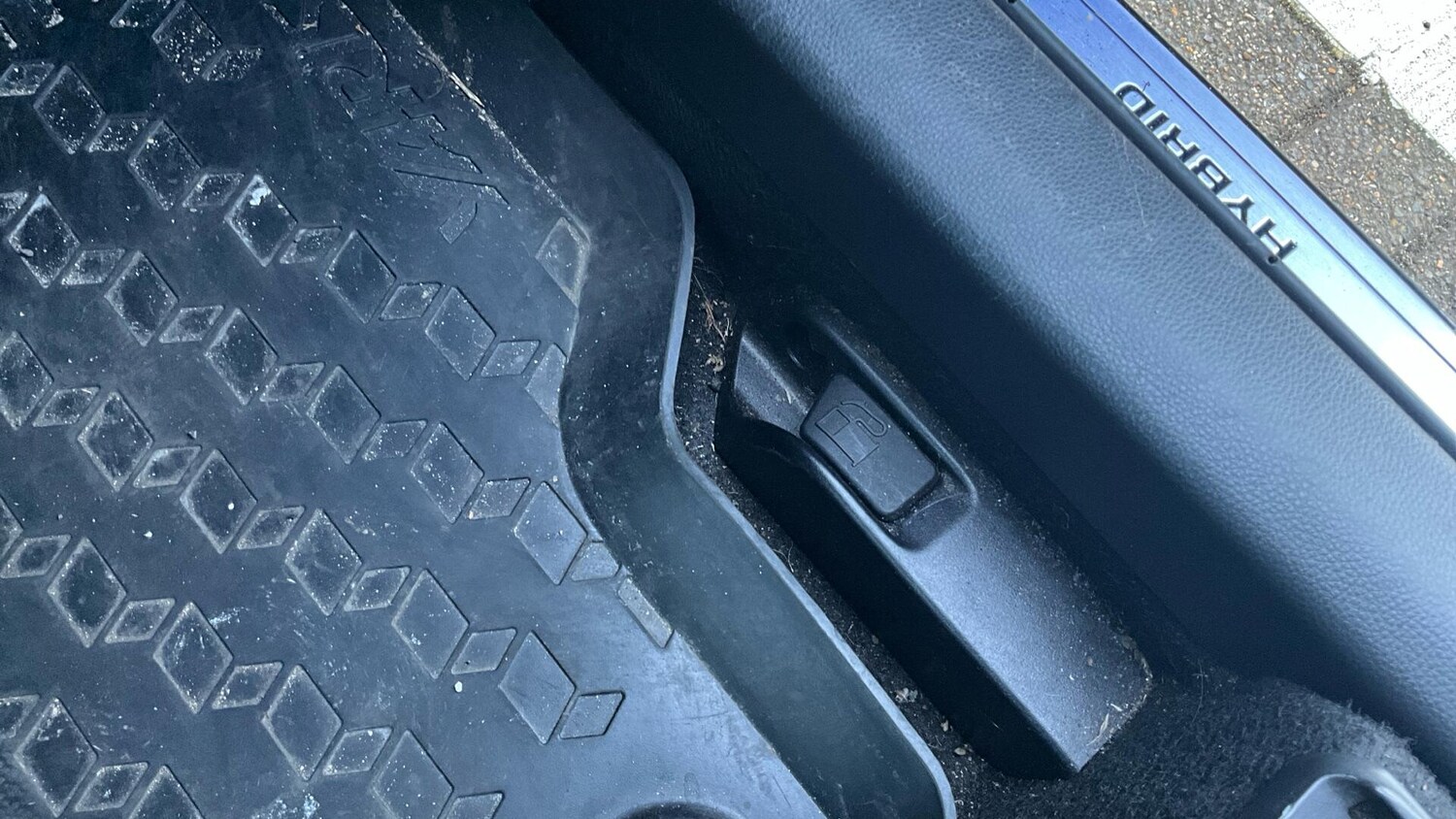 Used Toyota Yaris for sale - 77956995: Photo 37