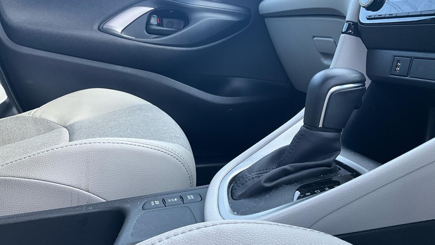 Used Toyota Yaris for sale - 77956995: Photo 40